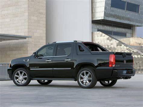 2010 Cadillac Escalade EXT Owners Manual